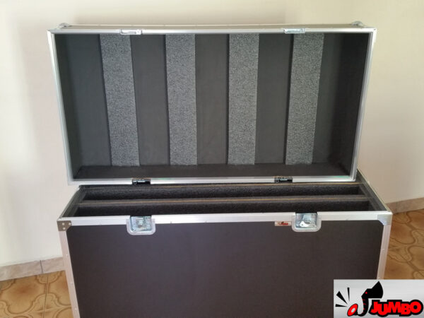 Case para 4 TVs de 46 - Image 4