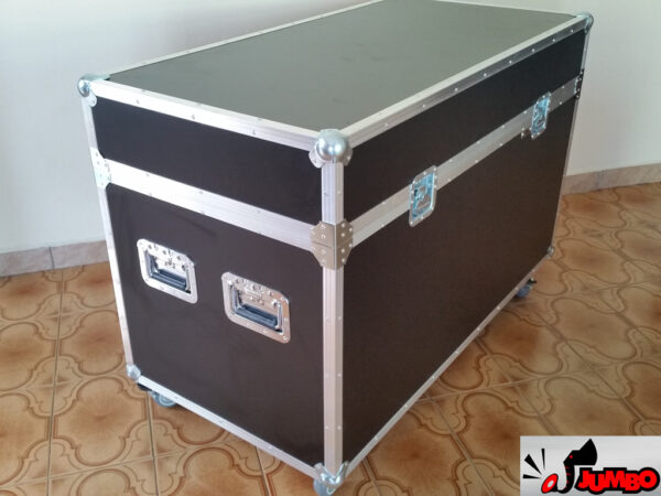 Case para 4 TVs de 46 - Image 7