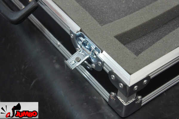Maleta para microfones sem fio e mesa Behringer - Image 7