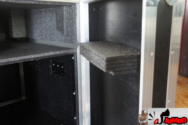 Rack 9U com base para mesa de som - Image 2
