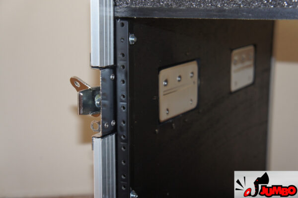 Rack 9U com base para mesa de som - Image 12