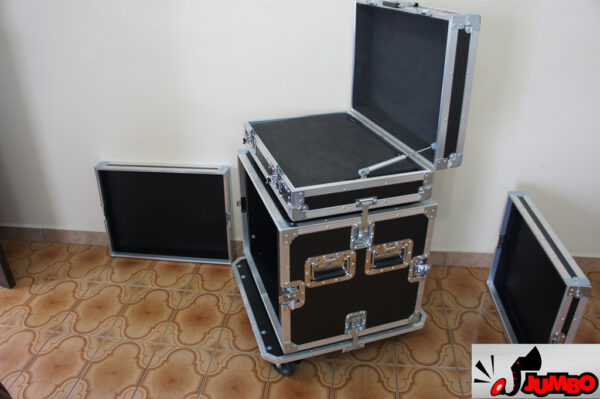 Rack + maleta integrados para equipamento de vídeo