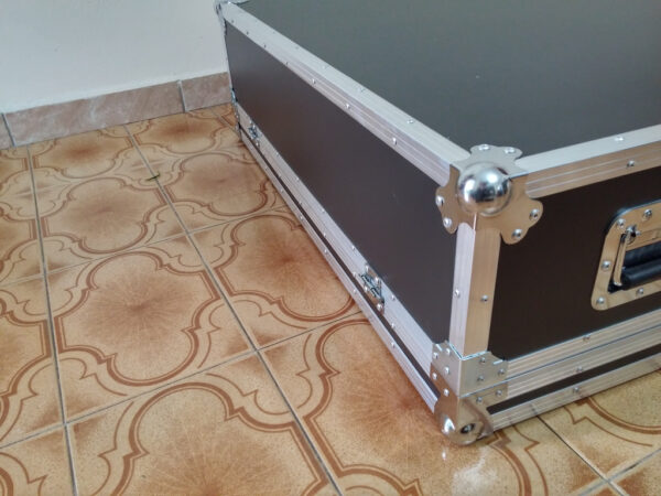 Mesa de som Behringer X32 - Image 7