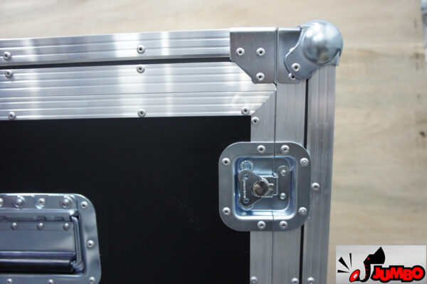 Rack  5U e mesa de som - Image 10