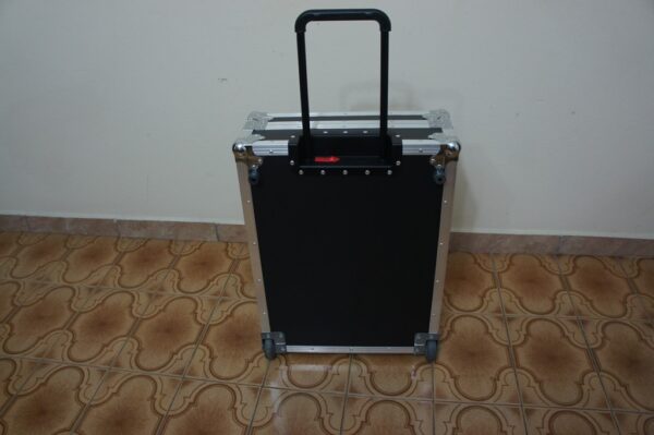 Case para ferramentas com alça telescópica - Image 3