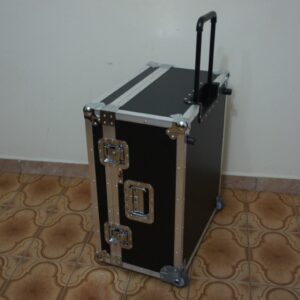 Case para ferramentas e carrinho de transporte