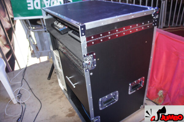 Rack studio para o circo Stankowich - Image 13