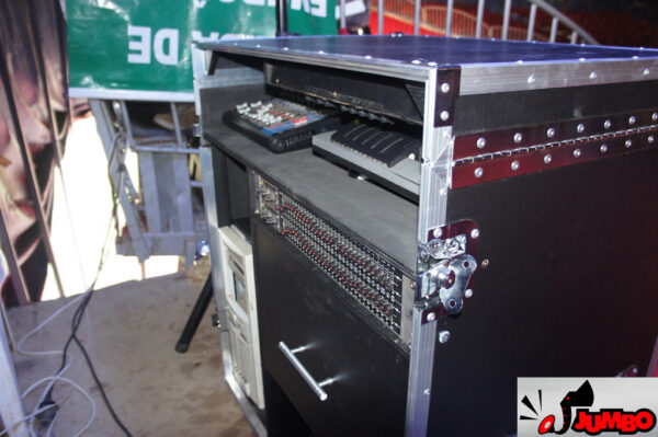 Rack studio para o circo Stankowich - Image 14