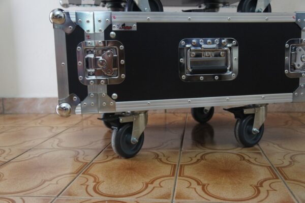 Diversos cases para potências grandes empilhados - Image 6