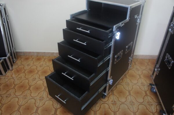 Rack especial para rádio com tampa que vira mesa central e gaveteiro - Image 7