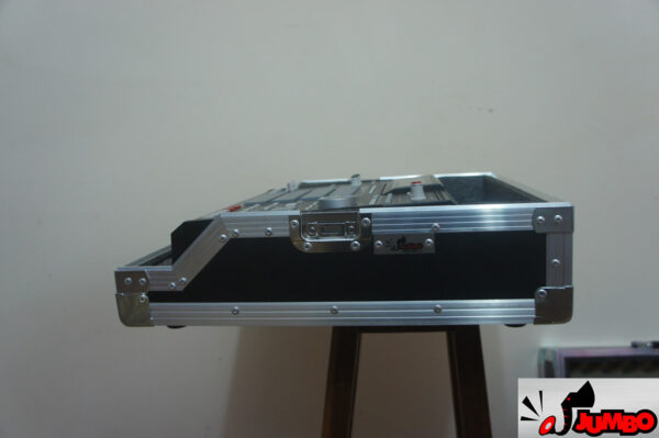 Controladora AKAI MPC-2500 - Image 9