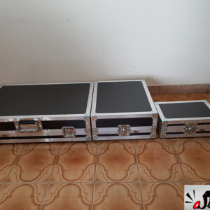 Case para 2 Pioneer CDJ 2000 Nexus e outro para DJM 2000 Nexus