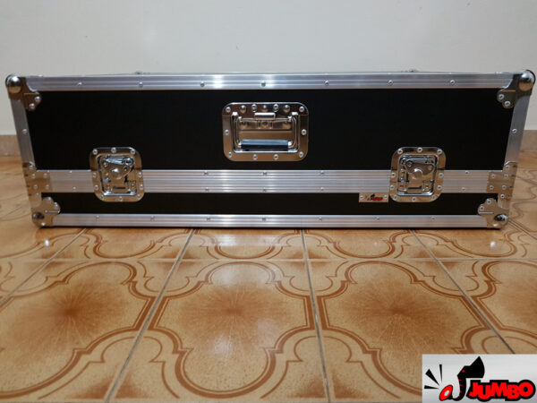 Mesa Behringer X32 com Cable Box e ventilação - Image 18
