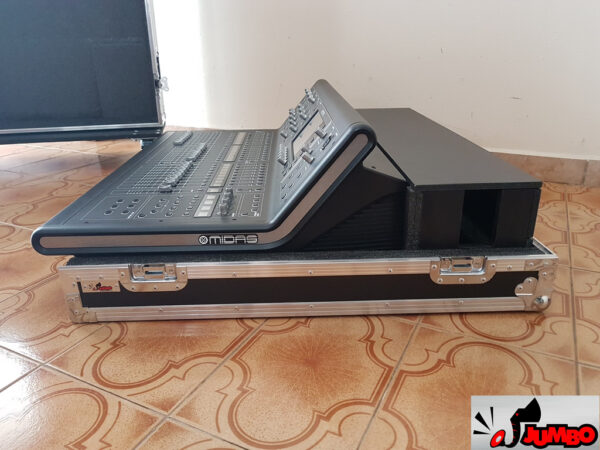 Console Midas M32 com cable box - Image 5