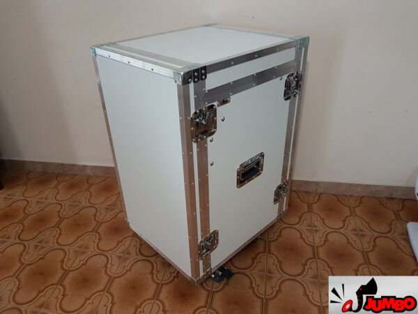 Rack branco com mesa e prateleiras e gaveta para microfones