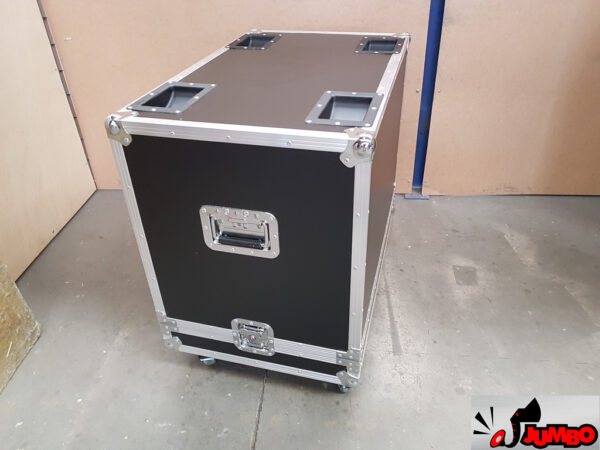 Amplificador Roland KC-880 - Image 6