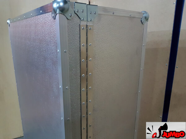 Armário para 30 notebooks com 2 gavetas - Senai - Image 8
