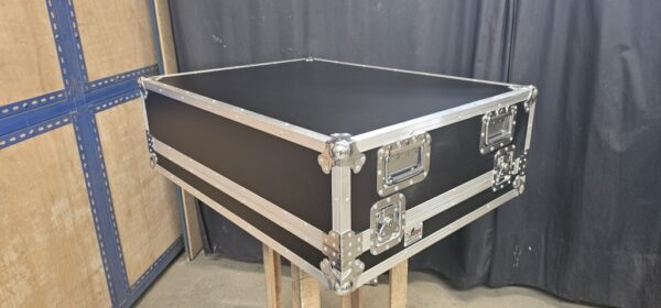 Mesa Yamaha LS9-32 com cable box - Image 4
