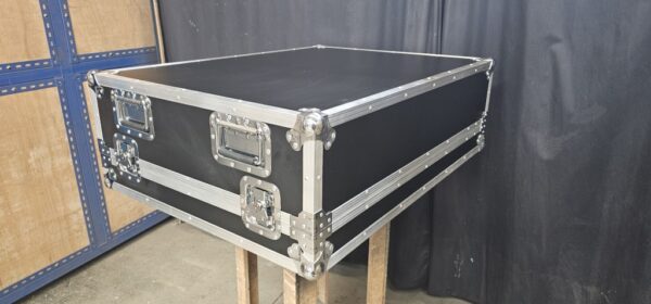 Mesa Yamaha LS9-32 com cable box - Image 7